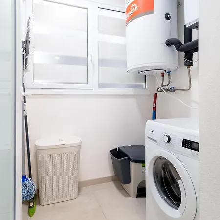 아파트 Flamenco Village Elvira